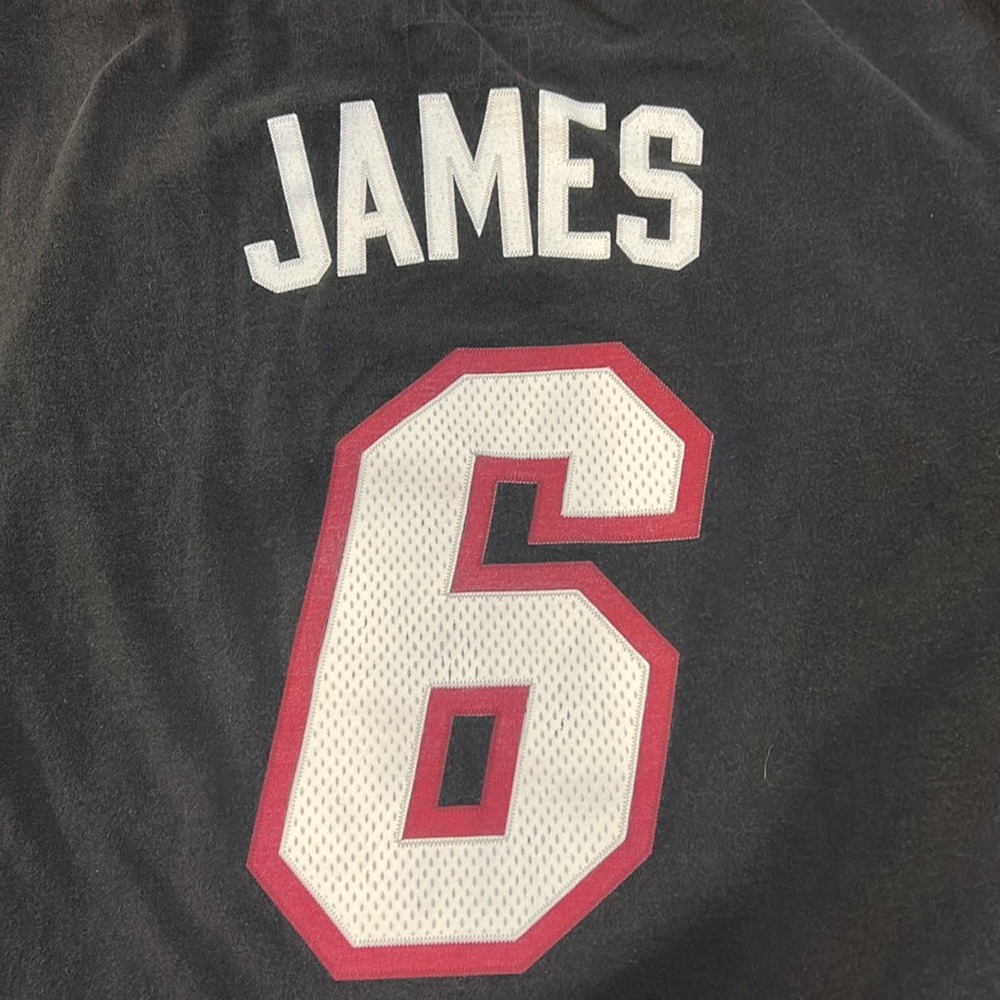 Miami 6 James Tee - Picture 8 of 10